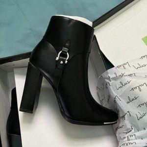Chic Black Leather Booties (New with Box, Size 6 Women)